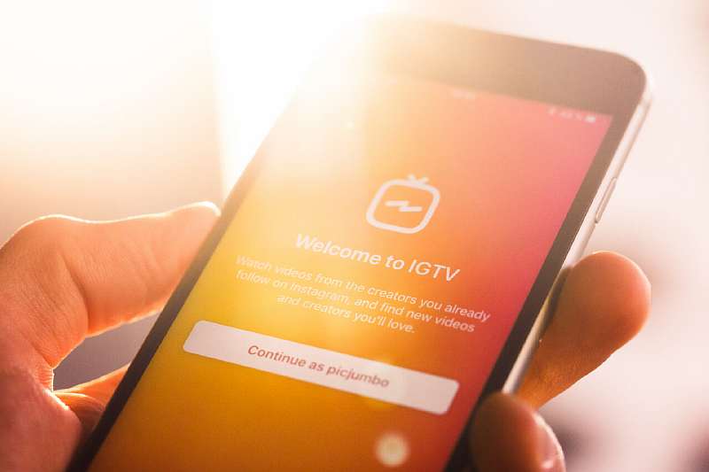 Бизнес в социальных сетях. Как продавать, лидировать и побеждать