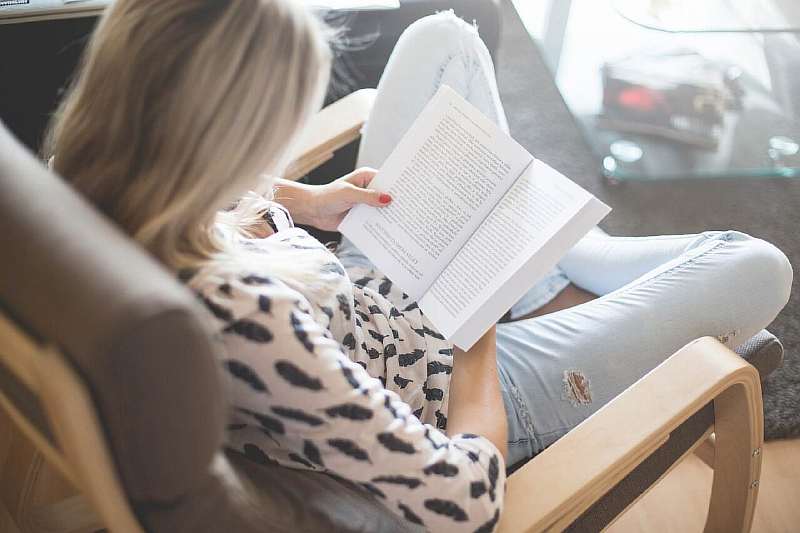 Как научиться быстро читать и запоминать прочитанное