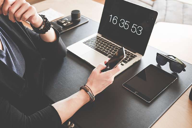 10 советов, как испортить впечатление о себе в первый день работы