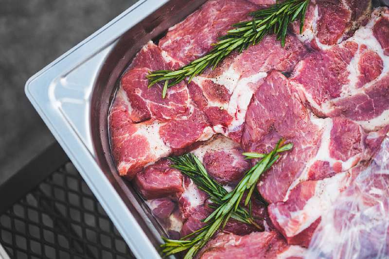 Бизнес на копчении и реализации копченой рыбы, колбасы, мяса и сала